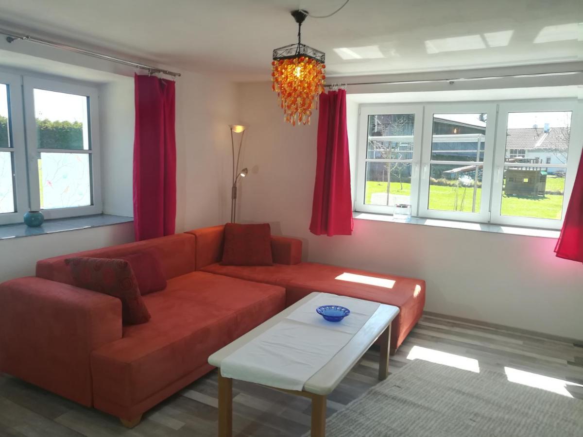 Viel Platz In Bernbach Appartement Bidingen Buitenkant foto